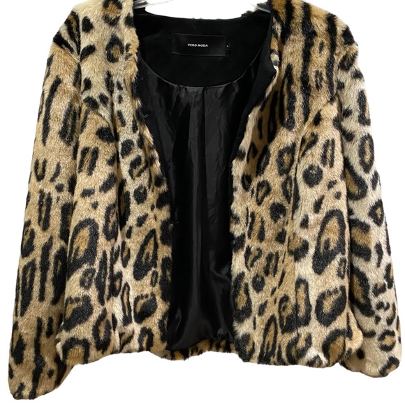 Vero Moda Jackets & Blazers - Vero Moda Faux-Fur Leopard-Print Jacket